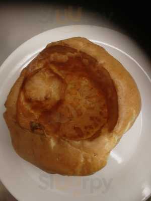 The Oxford Restaurant And Creperie