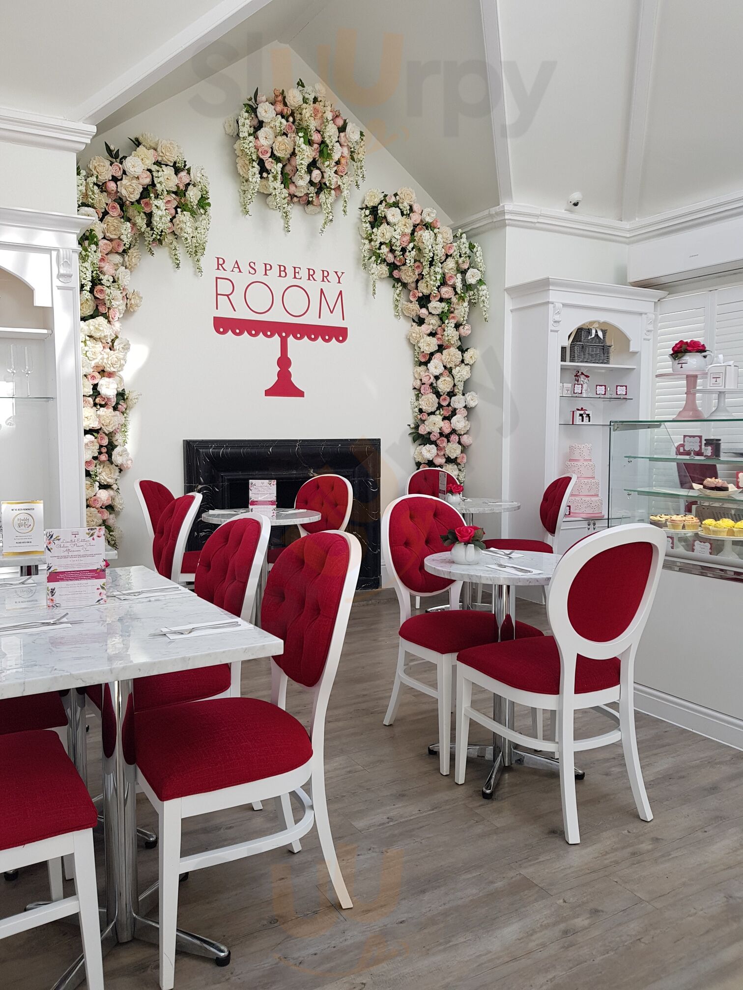 Raspberry Room