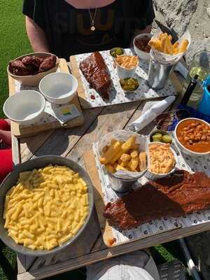 The Three Chimneys Smokehouse And Grill