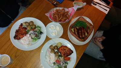 Sandbay Bar, Cafe, And Restaurant