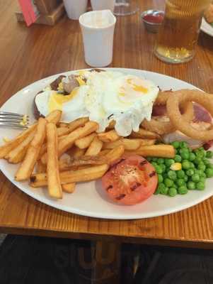 Sandbay Bar, Cafe, And Restaurant