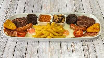 Hand Crafterd Burger & Cake Cafeteria