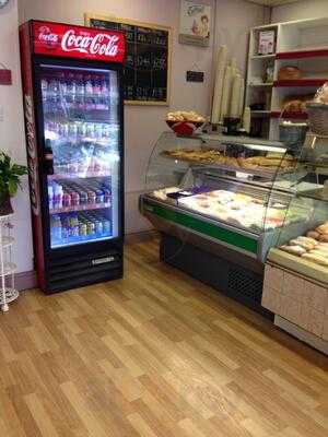 Manuel's Deli Bakery