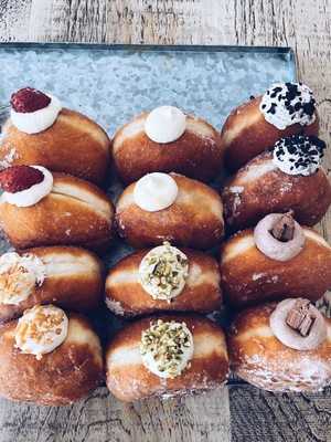 Manuel's Deli Bakery