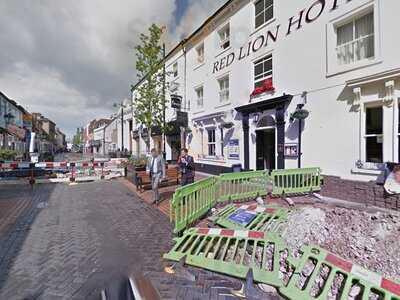 Squires Cafe Bar & Restaurant