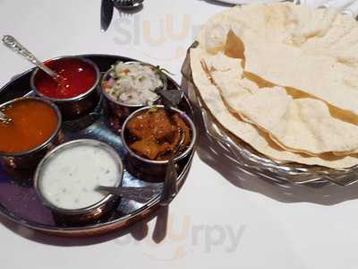 Akash Tandoori Restaurant