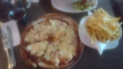 Riverside Bar & Restaurant