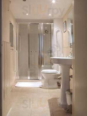 Tunbridge Wells Retreat Restaurant