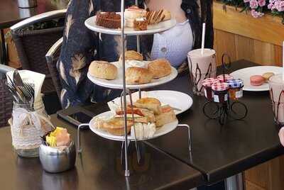 Patisserie Valerie - Ashford