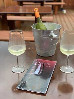 Greg’s Bistro