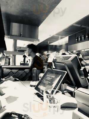 Nando's Basingstoke - St Michael's