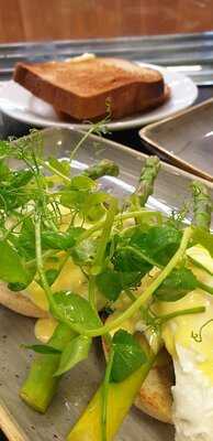 The Elm Tree Restaurant