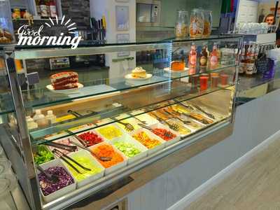 The New Salad And Deli Bar