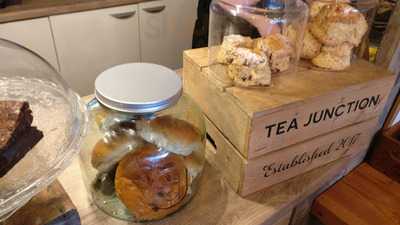 Tea Junction Greenside