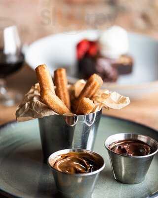 Dancing Moose Salisbury