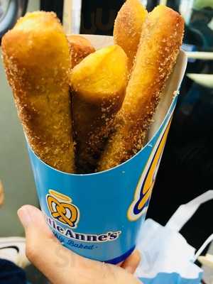 Auntie Annes