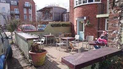 The Snug Coffee House