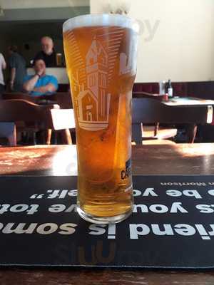 The Commercial Hotel