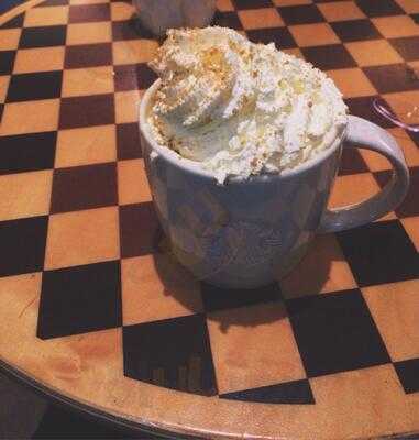 Starbucks - Bouverie Place