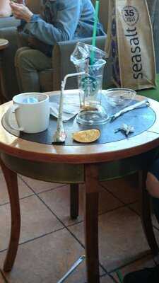 Starbucks - Bouverie Place