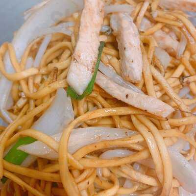 Lo-lo Chinese Takeaway