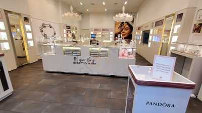 Pandora's Shisha Lounge