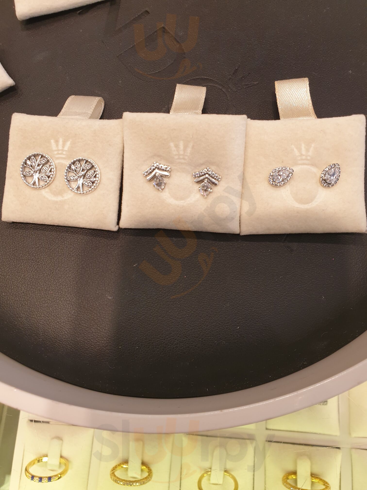 Pandora's Shisha Lounge