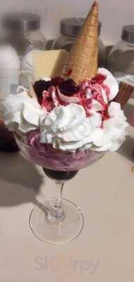 Charlies Sweet Factory And Ice Cream Bar