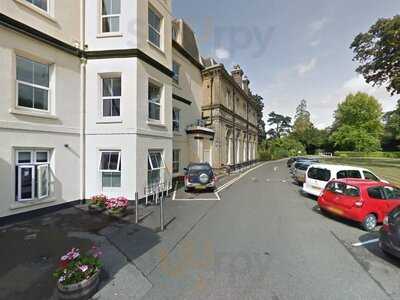 Zagatos Bar & Brasserie