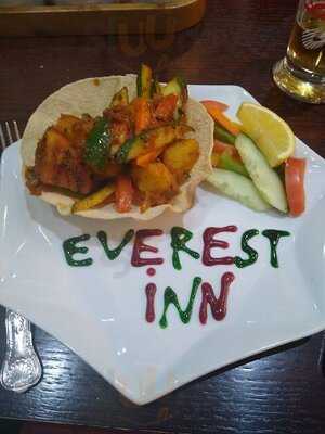 Everest Inn