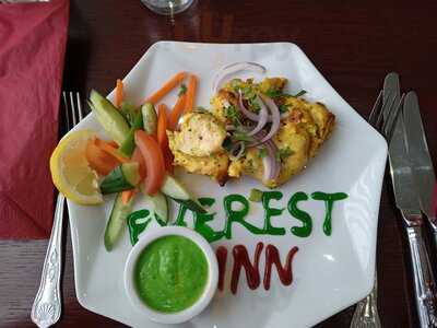 Everest Inn