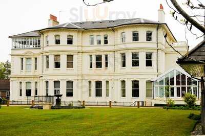 The Fairmile At Willicombe Park