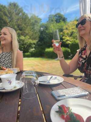 The Fairmile At Willicombe Park