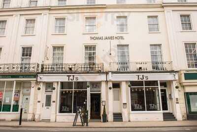 Thomas James Hotel