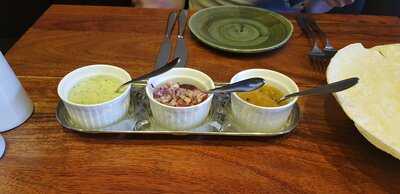 Everest Spice Nepalese And Indian Restaurant