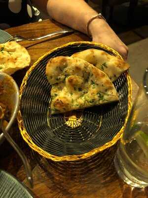 Everest Spice Nepalese And Indian Restaurant