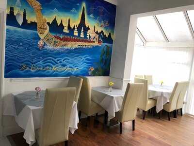 Hn Thai Derm - Thai Restaurant