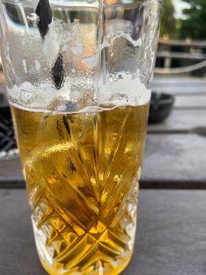 Hampton Inn Table Table