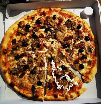 Oregano Leaf Pizzeria