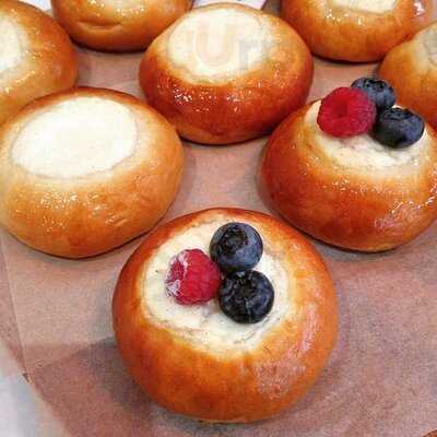 Vatrushka Bakery And Cafe