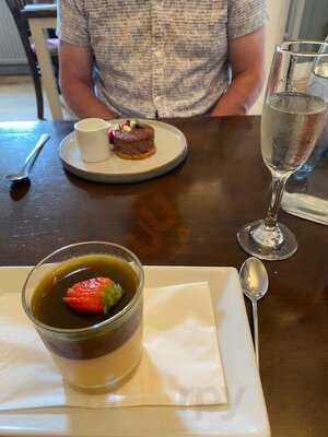 Fox And Hounds Donnington