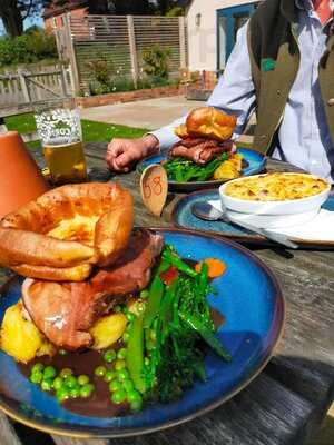 Fox And Hounds Donnington