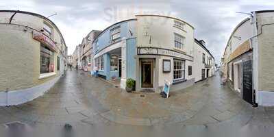 Mariners Bar & Restaurant