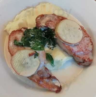 Mariners Bar & Restaurant