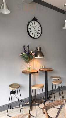 Tapa Small Plates & Wine Bar