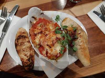 Nova Bar & Restaurant