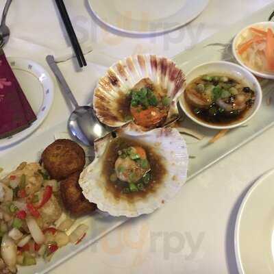 Jin's Oriental Restaurant