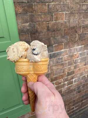 Chrisalis Ice Cream Parlour