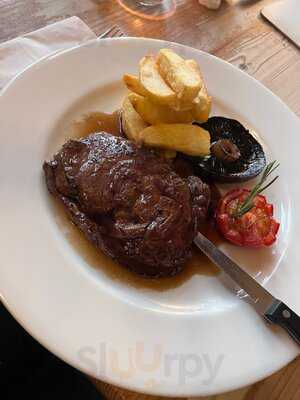 The Rose And Crown Inn