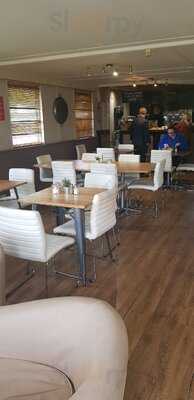 Churros Cafe In The Park